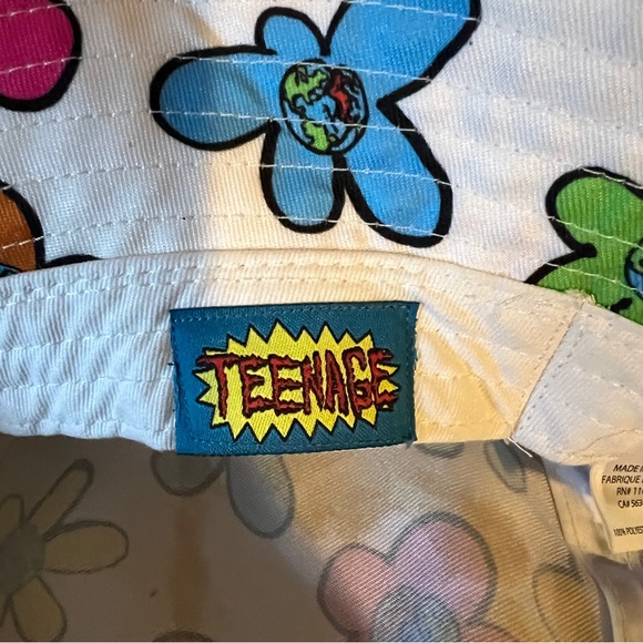 Flower Bucket Hat - Picture 2 of 2